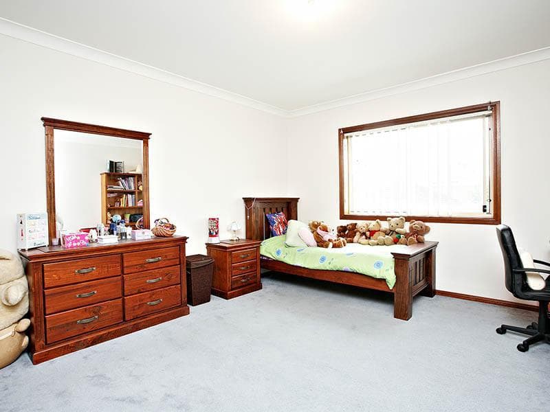 8 Cleone Street, Guildford, Guildford - Thumbnail 8