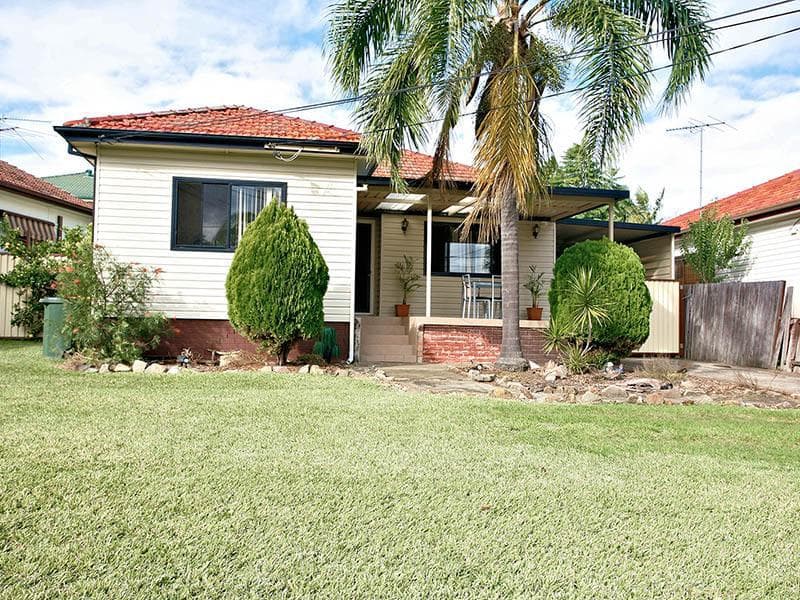 1/36																										Clyde Street
														
								Granville, NSW 2142, Guildford - Image 1