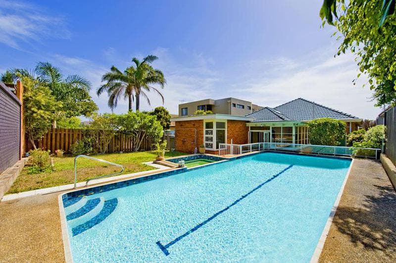 1/36																										Clyde Street
														
								Granville, NSW 2142, Dover Heights - Thumbnail 4