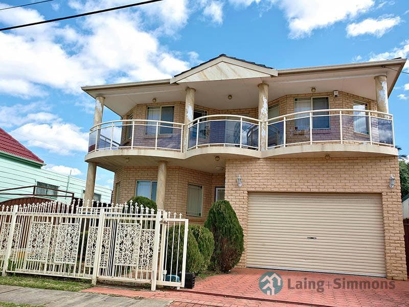 1/36																										Clyde Street
														
								Granville, NSW 2142, Merrylands - Image 1