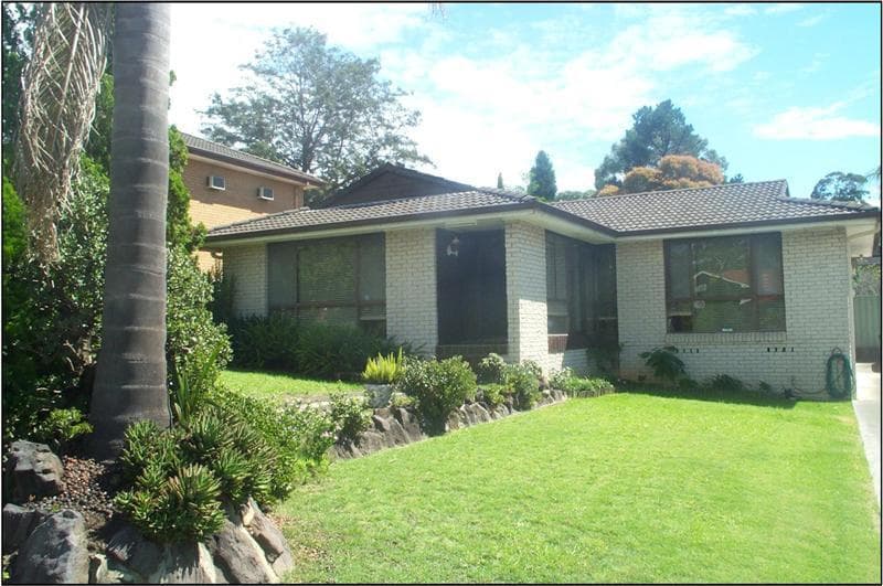 30 Sanders Crescent, Kings Langley, Kings Langley - Thumbnail 2
