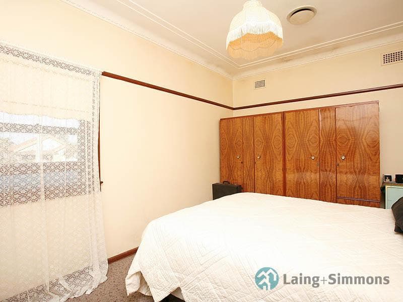 1/36																										Clyde Street
														
								Granville, NSW 2142, Guildford - Thumbnail 5