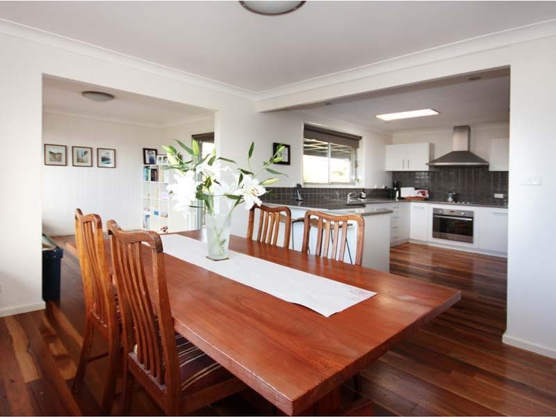 22 Parklands Avenue, Port Macquarie, Port Macquarie - Thumbnail 3