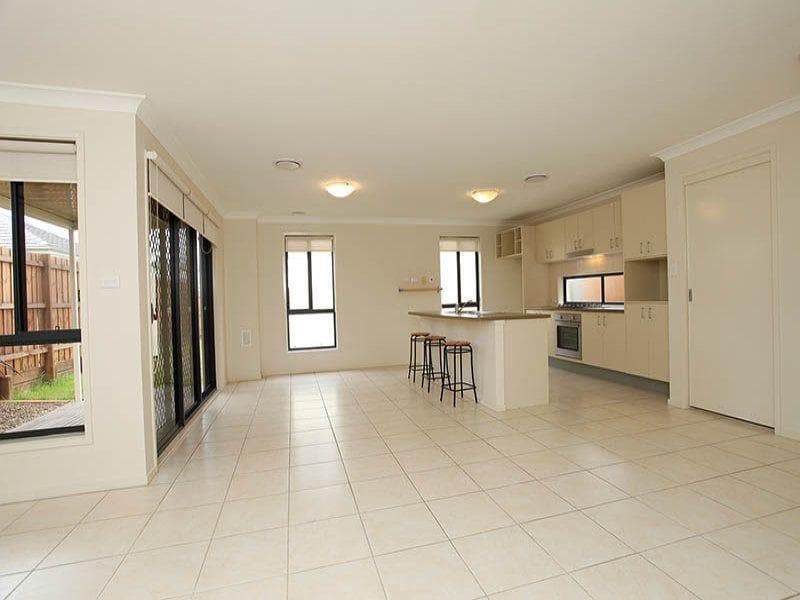 11/54-58																										Broomfield Street
														
								Cabramatta, NSW 2166, Ropes Crossing - Thumbnail 3