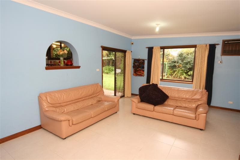 50 Whitby Road, Kings Langley, Kings Langley - Thumbnail 3