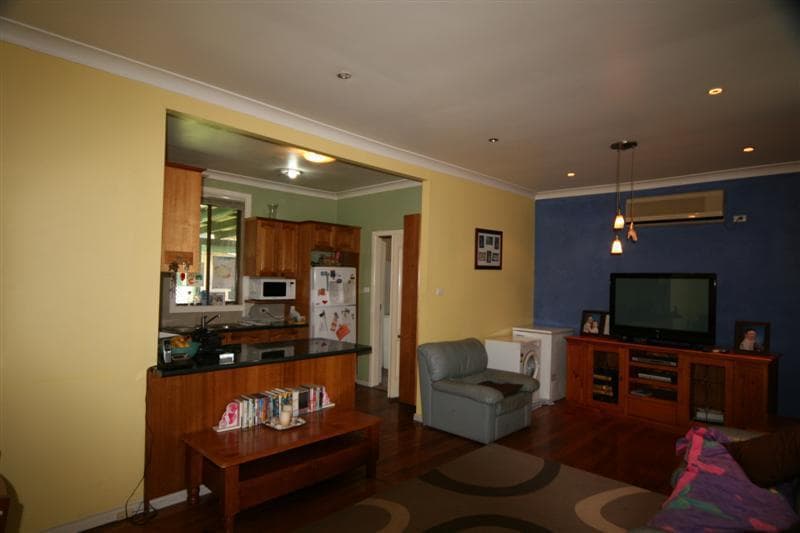 11/54-58																										Broomfield Street
														
								Cabramatta, NSW 2166, Lalor Park - Thumbnail 4