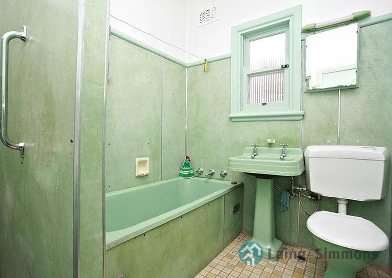 11/54-58																										Broomfield Street
														
								Cabramatta, NSW 2166, Guildford - Thumbnail 7