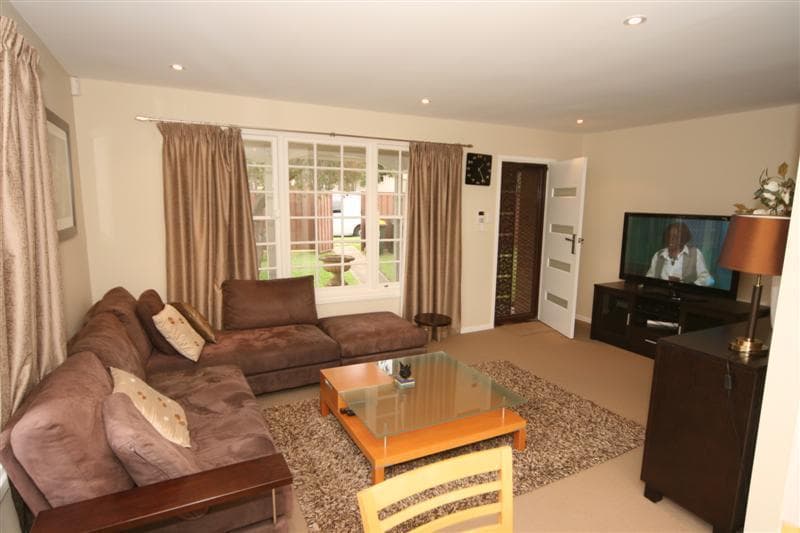 2 Hadrian Avenue, Blacktown, Blacktown - Thumbnail 2