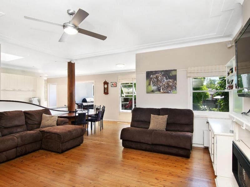 30 Laurence Street, Pennant Hills, Pennant Hills - Thumbnail 3