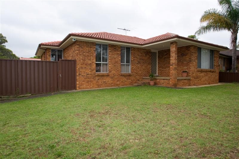 8 Sycamore Crescent, Quakers Hill, Quakers Hill - Image 1