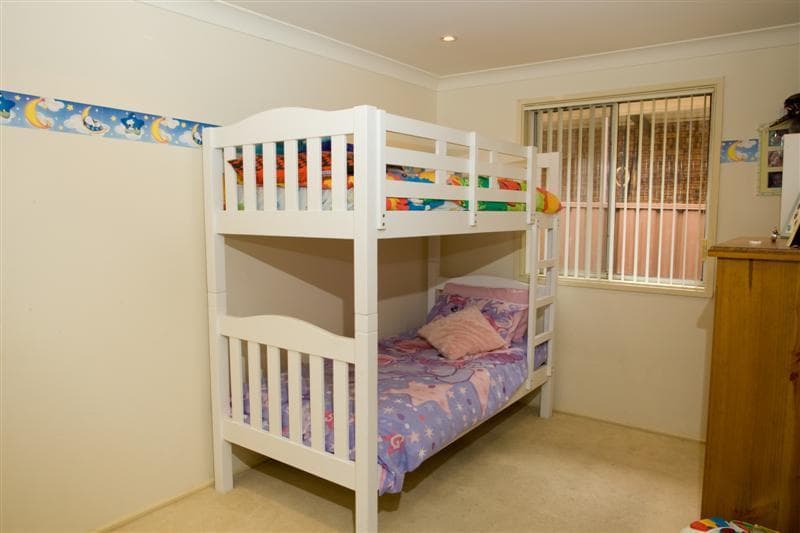 8 Sycamore Crescent, Quakers Hill, Quakers Hill - Thumbnail 6