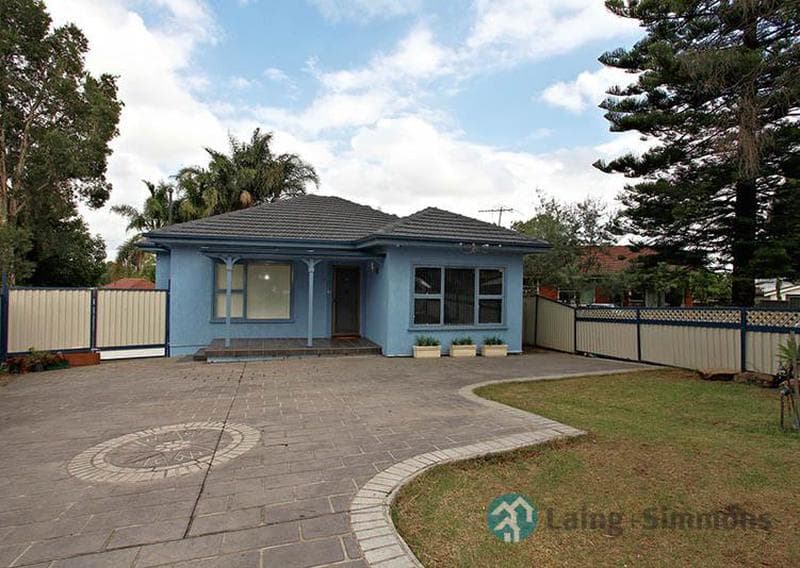 14 San Remo Place, Guildford, Guildford - Image 1