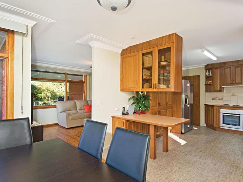 10 Redgum Avenue, Pennant Hills, Pennant Hills - Thumbnail 4