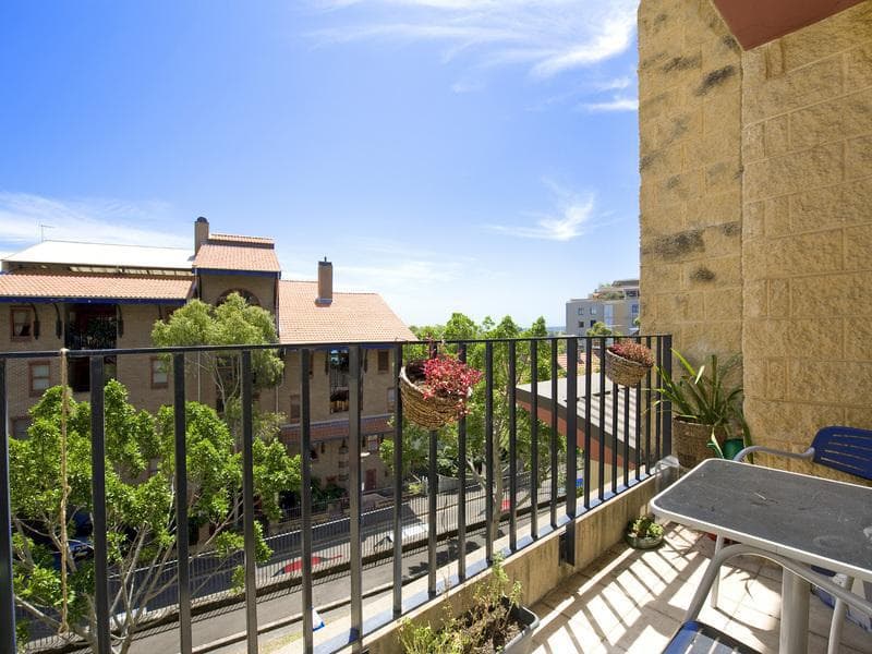 10/109-125 Point Street, Pyrmont, Pyrmont - Thumbnail 5