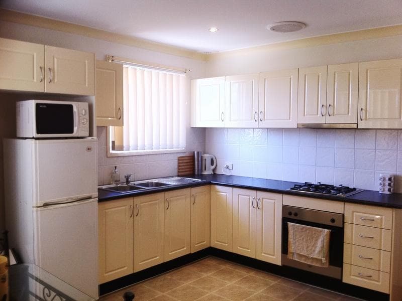 35 Winifred Crescent, Blacktown, Blacktown - Thumbnail 3
