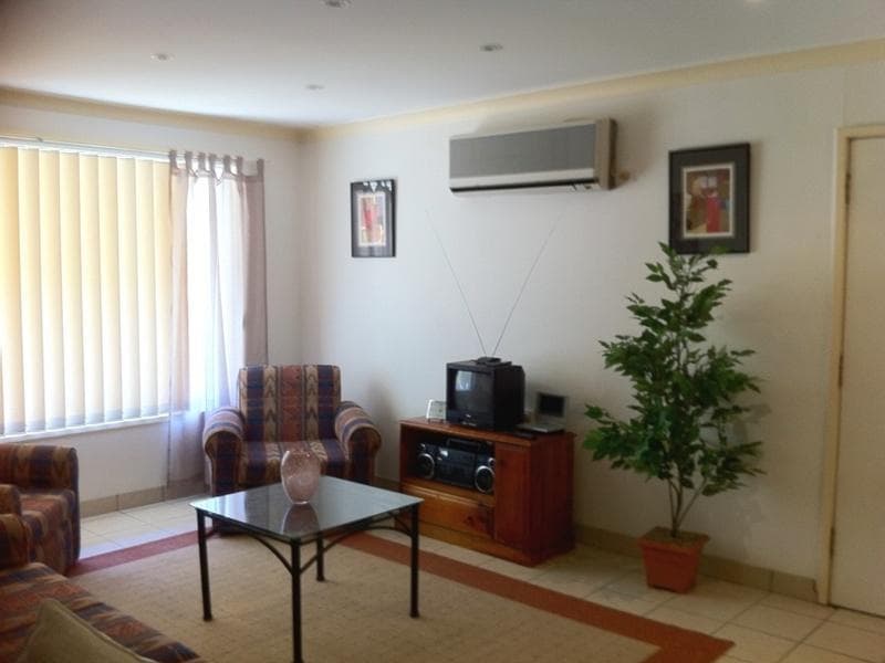 35 Winifred Crescent, Blacktown, Blacktown - Thumbnail 5
