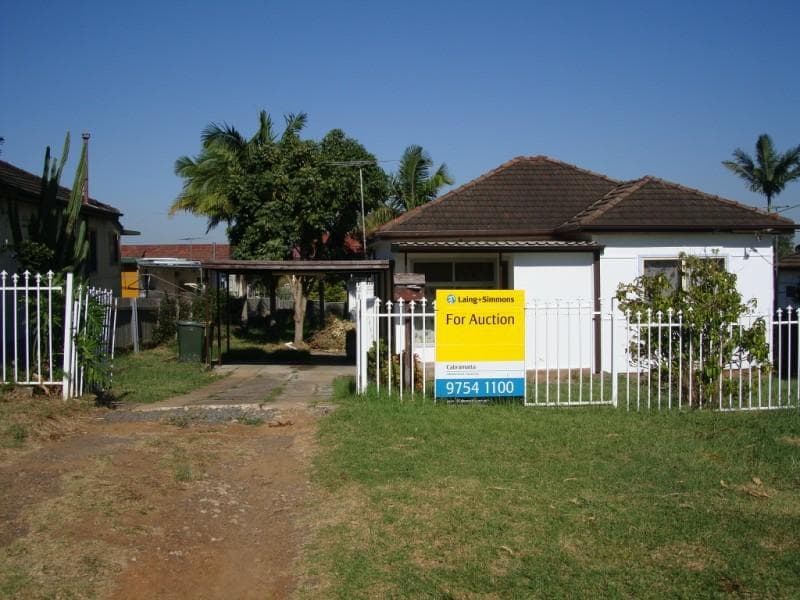 4 Phillip Avenue, Cabramatta, Cabramatta - Thumbnail 2