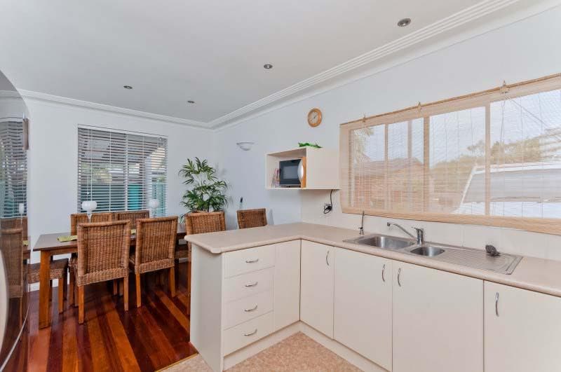 24 Bellevue Drive, Port Macquarie, Port Macquarie - Thumbnail 5
