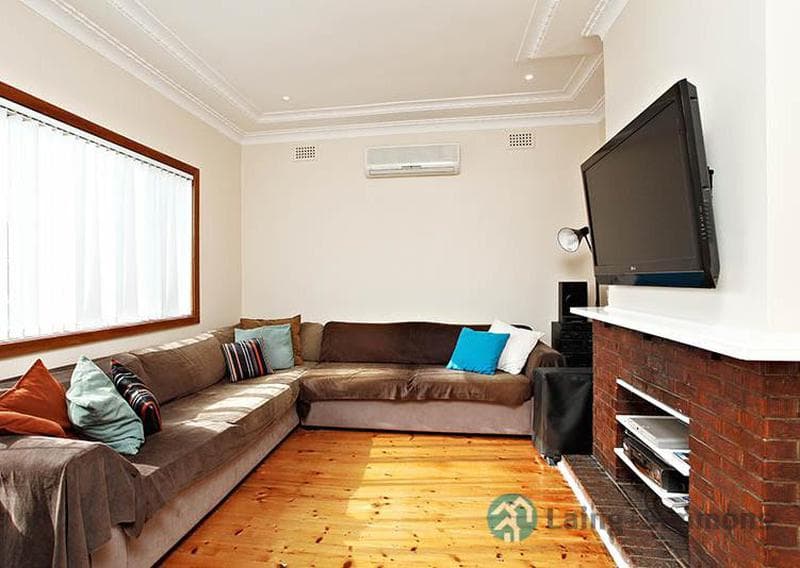 8 Chamberlain Road, Guildford, Guildford - Thumbnail 4