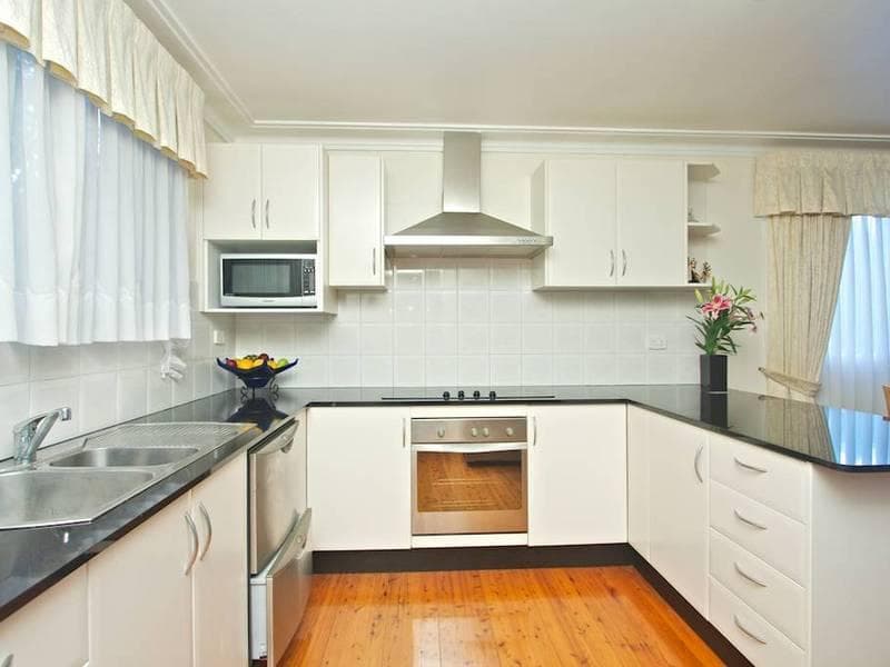 87 Lyle Street, Girraween, Girraween - Thumbnail 4
