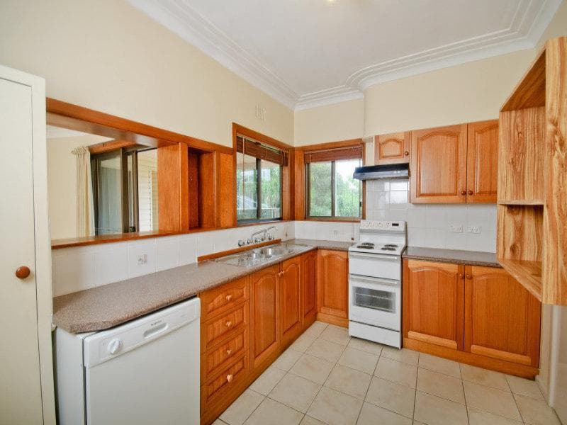 5 Grandview Parade, Port Macquarie, Port Macquarie - Thumbnail 4