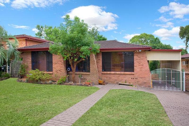 38 Sparman Crescent, Kings Langley, Kings Langley - Image 1