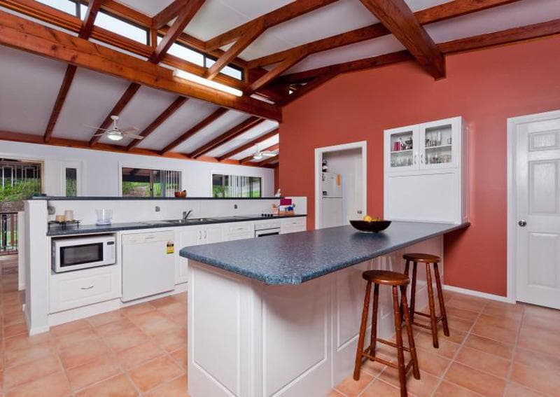 8 Yarranabee Road, Port Macquarie, Port Macquarie - Thumbnail 3