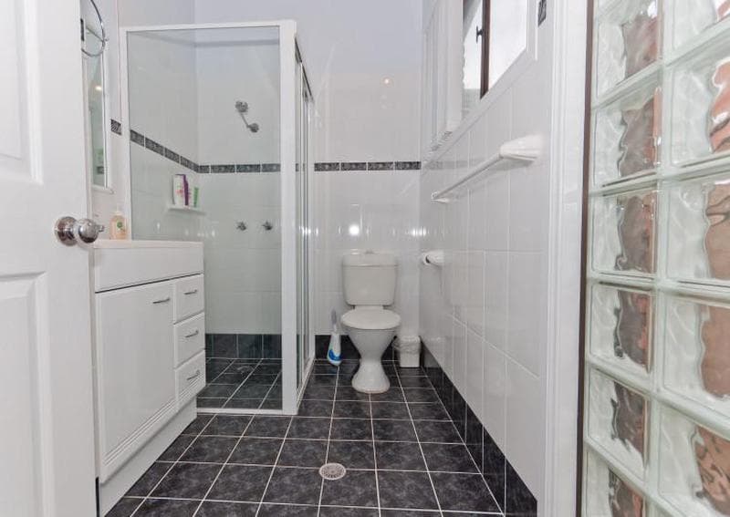 8 Yarranabee Road, Port Macquarie, Port Macquarie - Thumbnail 7