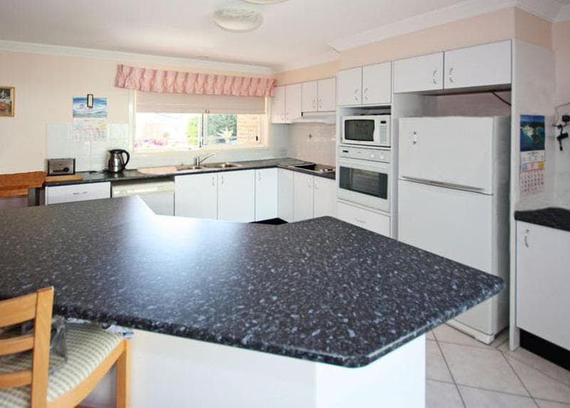 2/5 Sunnyside Crescent, Port Macquarie, Port Macquarie - Thumbnail 3