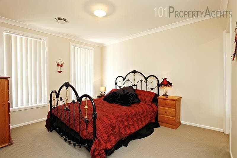 19 Wiseman Cir, Ropes Crossing, Ropes Crossing - Thumbnail 2
