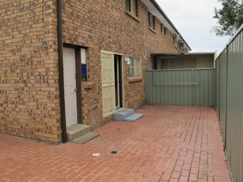 5/120 Gladstone Street, Cabramatta, Cabramatta - Thumbnail 3