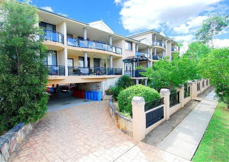 2/37 Good Street, Westmead, Westmead - Image 1