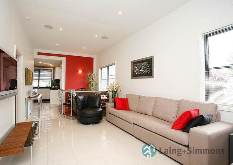 1106/1																										Sergeants Lane
														
								St Leonards, NSW 2065, Guildford - Thumbnail 4