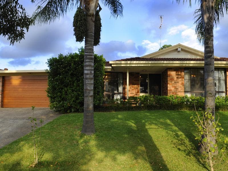 34 Benbury, Quakers Hill, Quakers Hill - Image 1