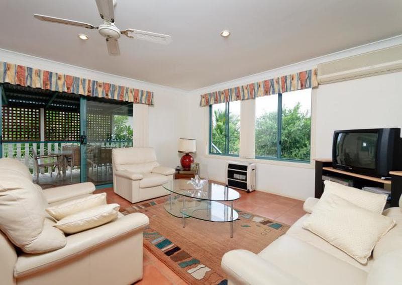 10/33																										Everard Street
														
								Port Macquarie, NSW 2444, Port Macquarie - Thumbnail 4