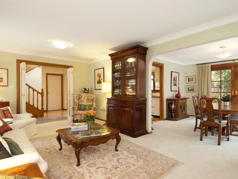 1 Swan Place, Pennant Hills, Pennant Hills - Thumbnail 2