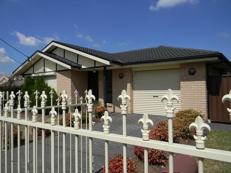 2/328																										Clovelly Road
														
								Clovelly, NSW 2031, Rooty Hill - Thumbnail 2
