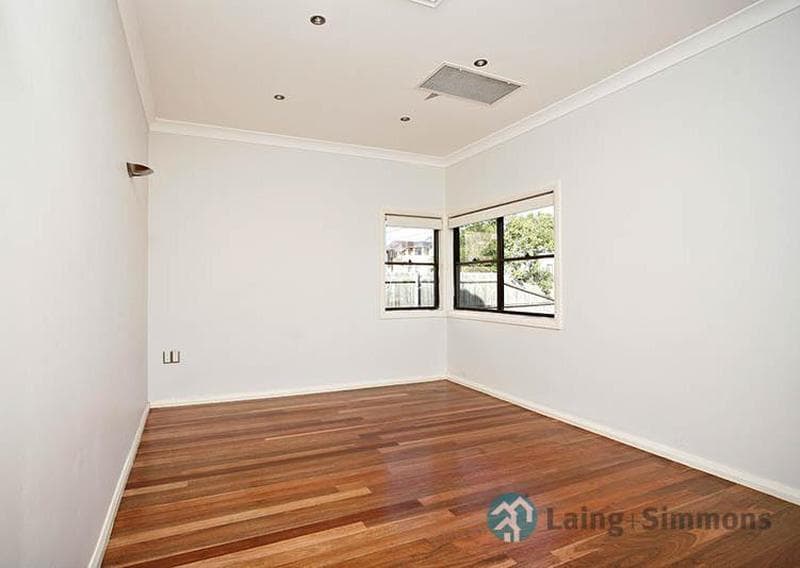 49 Gordon Avenue, Granville, Granville - Thumbnail 4