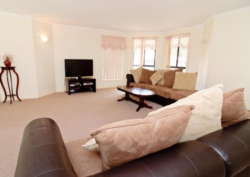 21 Amethyst Way, Port Macquarie, Port Macquarie - Thumbnail 5