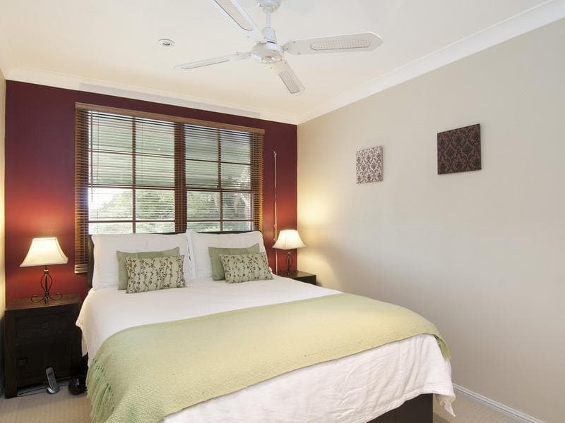 1106/1																										Sergeants Lane
														
								St Leonards, NSW 2065, Granville - Thumbnail 4