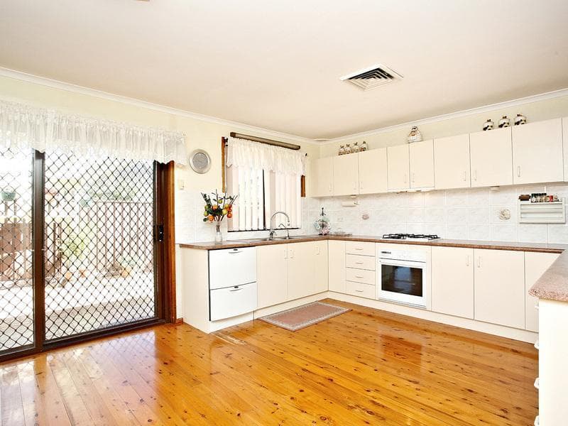 3 Marble Close, Bossley Park, Bossley Park - Thumbnail 3