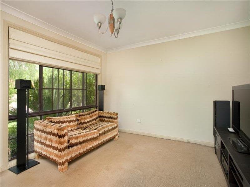 5 Parrella Grove, Glendenning, Glendenning - Thumbnail 4