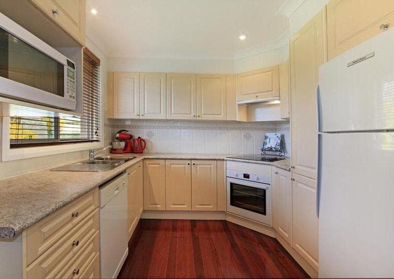 124 Undola Rd, Helensburgh, Helensburgh - Thumbnail 2