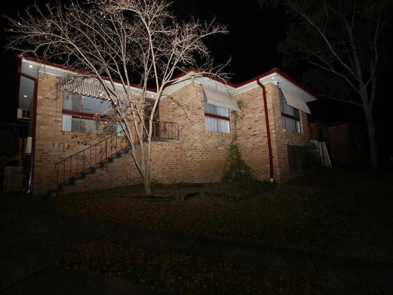 6 Torres Place, Kings Langley, Kings Langley - Image 1