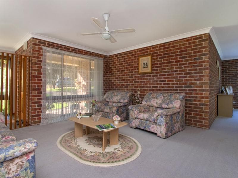 20 . Fallon Close, Quakers Hill, Quakers Hill - Thumbnail 2