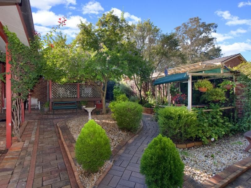 20 . Fallon Close, Quakers Hill, Quakers Hill - Thumbnail 5