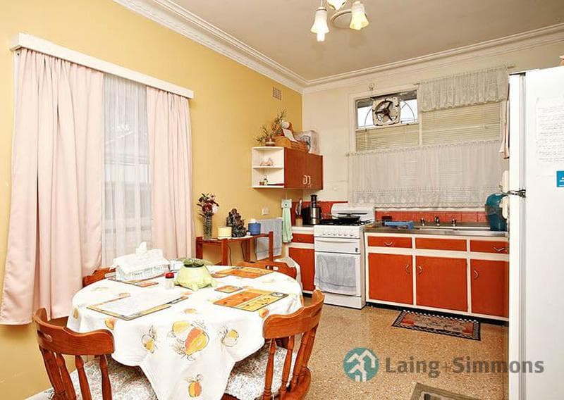 9/15																										Blaxcell Street
														
								Granville, NSW 2142, Rosehill - Thumbnail 2