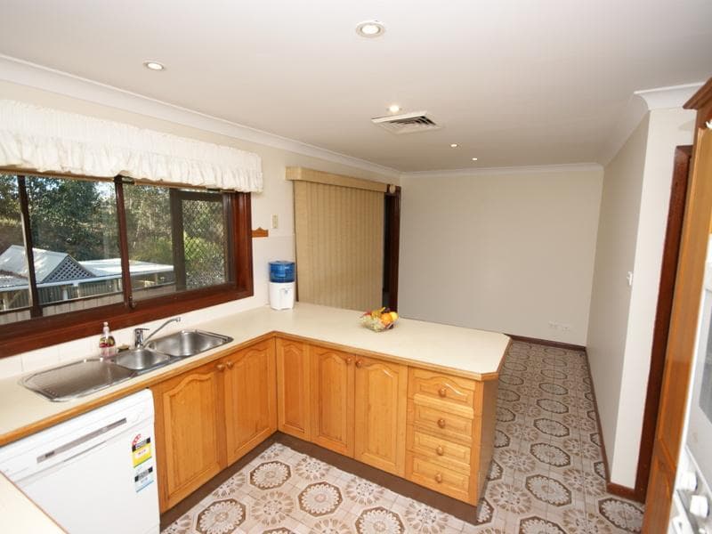 9/15																										Blaxcell Street
														
								Granville, NSW 2142, Kings Park - Thumbnail 4