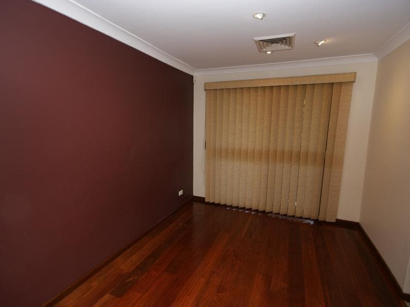 9/15																										Blaxcell Street
														
								Granville, NSW 2142, Kings Park - Thumbnail 6