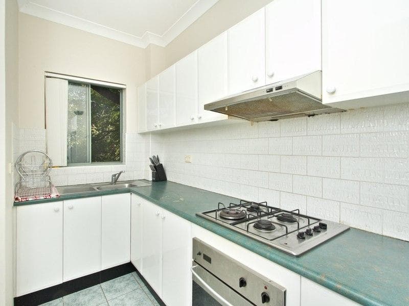 11/15-17 Thomas May Place, Westmead, Westmead - Thumbnail 2